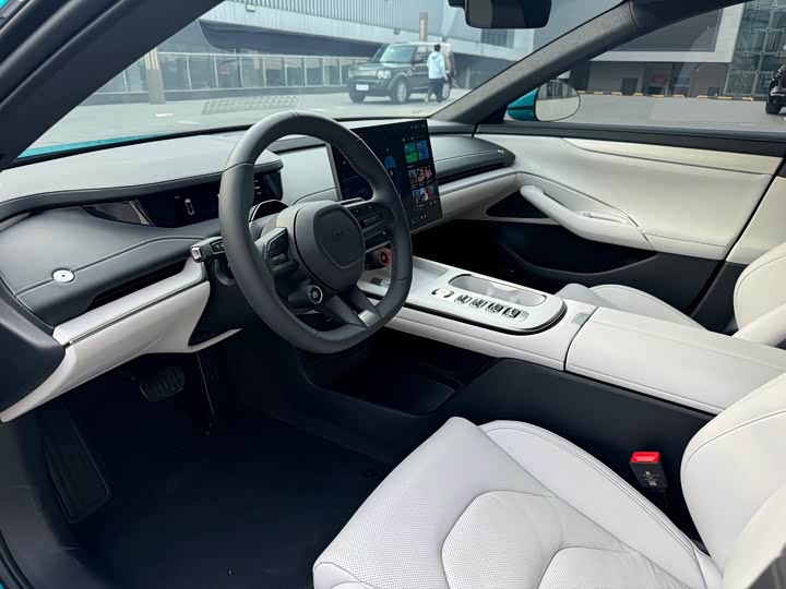 Фото 5 - Xiaomi SU7