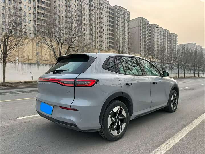 Фото 9 - Geely Galaxy E5