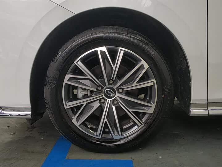 Фото 6 - GAC Trumpchi M8