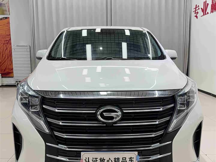 Фото 2 - GAC Trumpchi M8