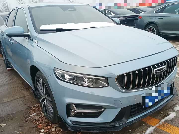 Фото 3 - Geely Preface