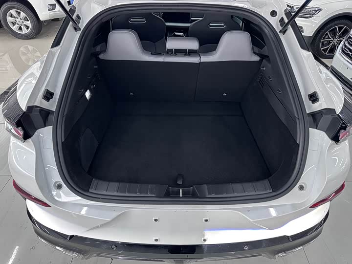 Фото 7 - Changan UNI-T