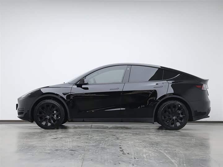 Фото 5 - Tesla Model Y