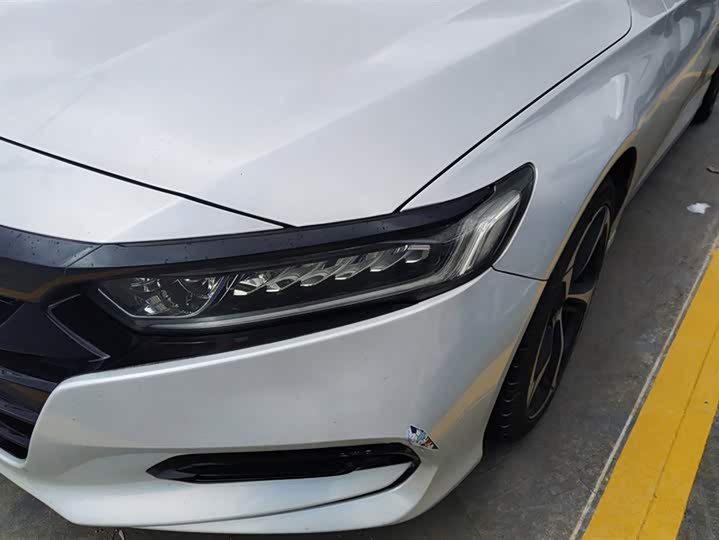 Фото 5 - Honda Accord