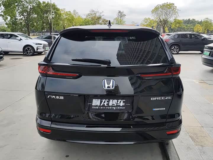 Фото 8 - Honda Breeze