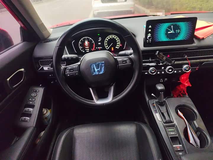 Фото 3 - Honda Civic