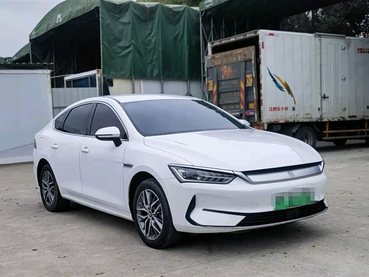 Фото 2 - BYD Qin Plus