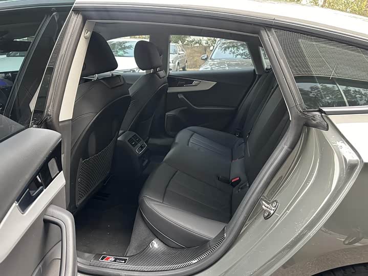 Фото 4 - Audi A5