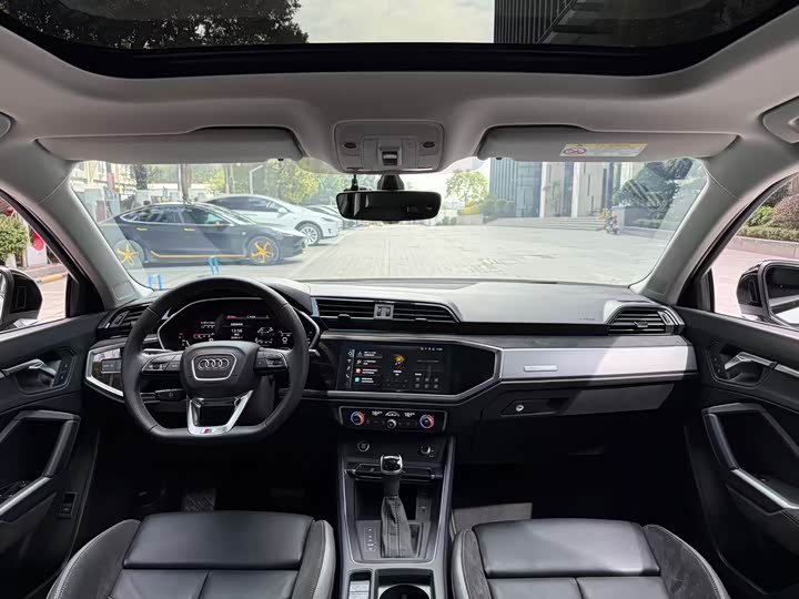 Фото 5 - Audi Q3