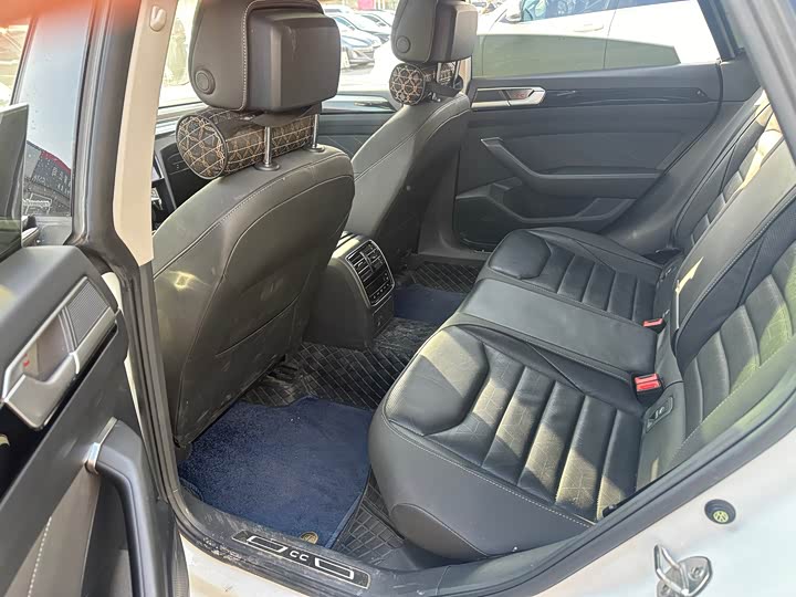 Фото 8 - Volkswagen CC