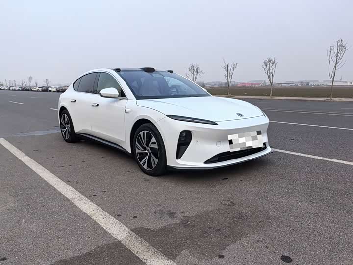 Фото 3 - Nio ET5