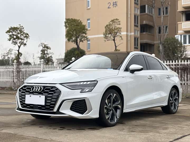 Фото 1 - Audi A3