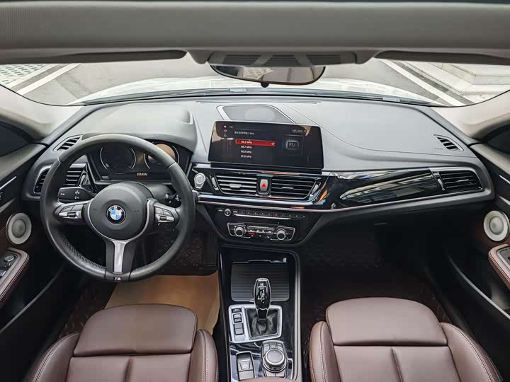 Фото 8 - BMW 1 Series