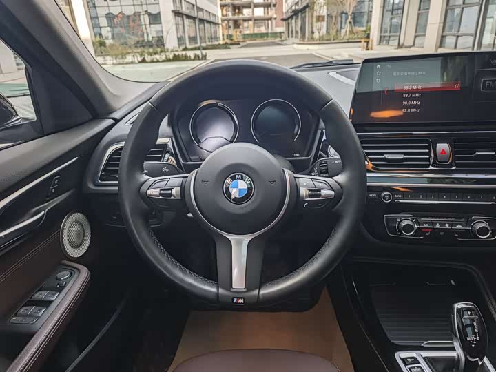 Фото 9 - BMW 1 Series