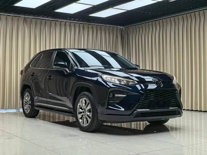 Фото 2 - Toyota Wildlander