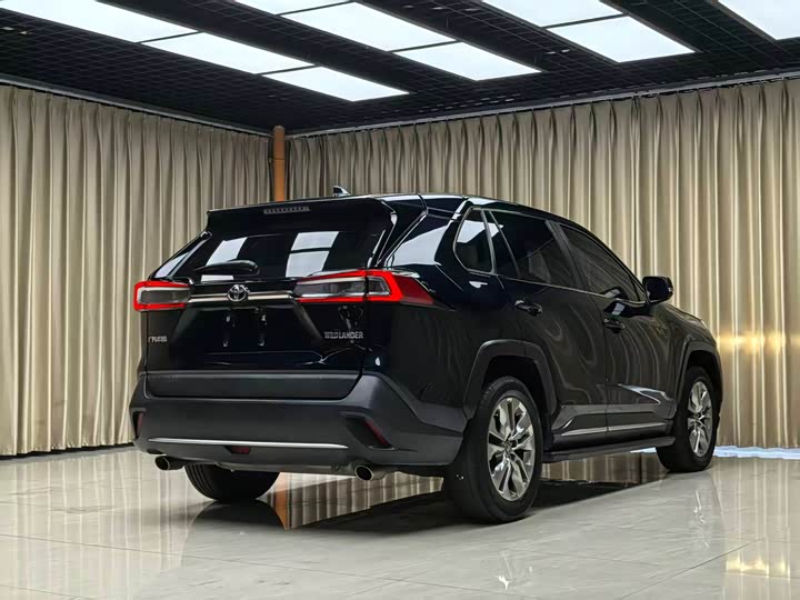 Фото 5 - Toyota Wildlander