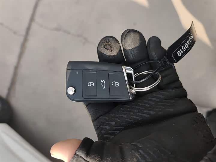 Фото 9 - Volkswagen Lavida