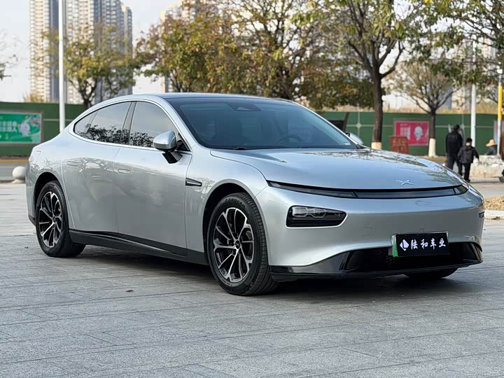 Фото 3 - XPeng P7