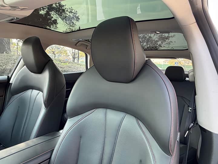 Фото 7 - XPeng P7