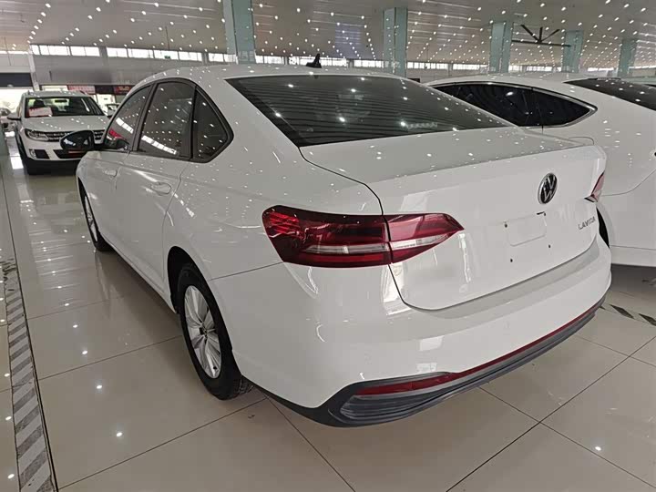 Фото 5 - Volkswagen Lavida