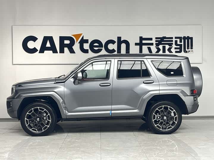 Фото 3 - Tank 700 Hybrid