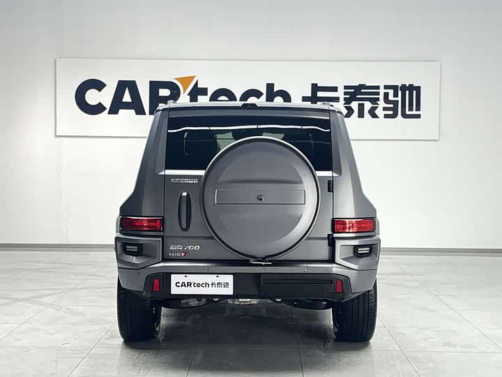 Фото 4 - Tank 700 Hybrid