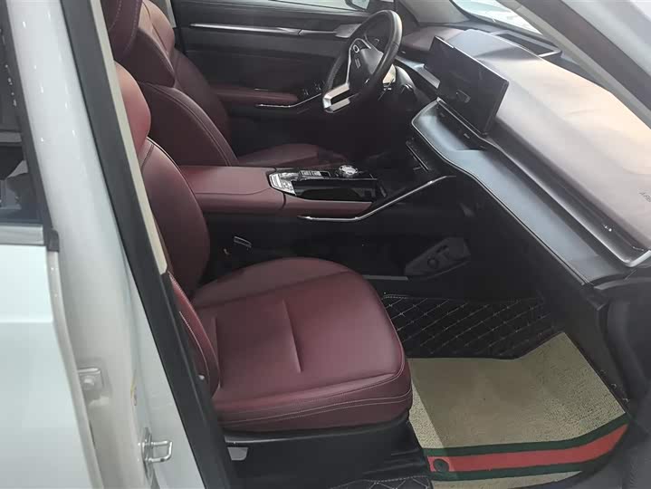 Фото 8 - Haval H6