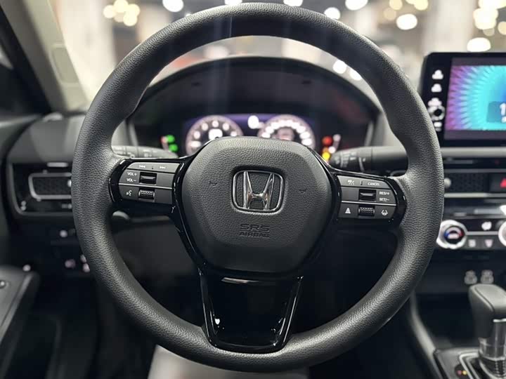 Фото 7 - Honda Civic