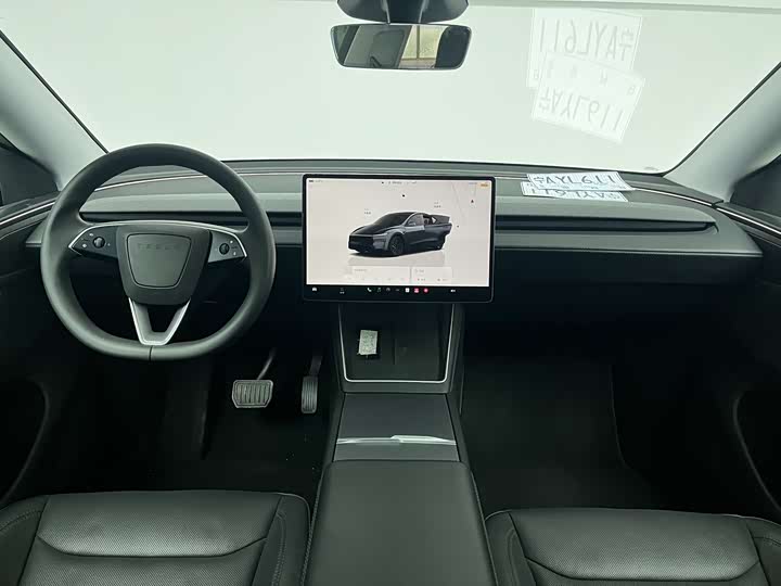Фото 8 - Tesla Model Y