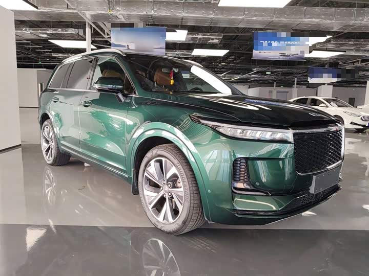 Фото 4 - LiXiang One