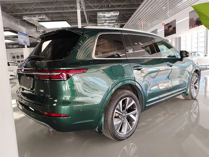 Фото 7 - LiXiang One