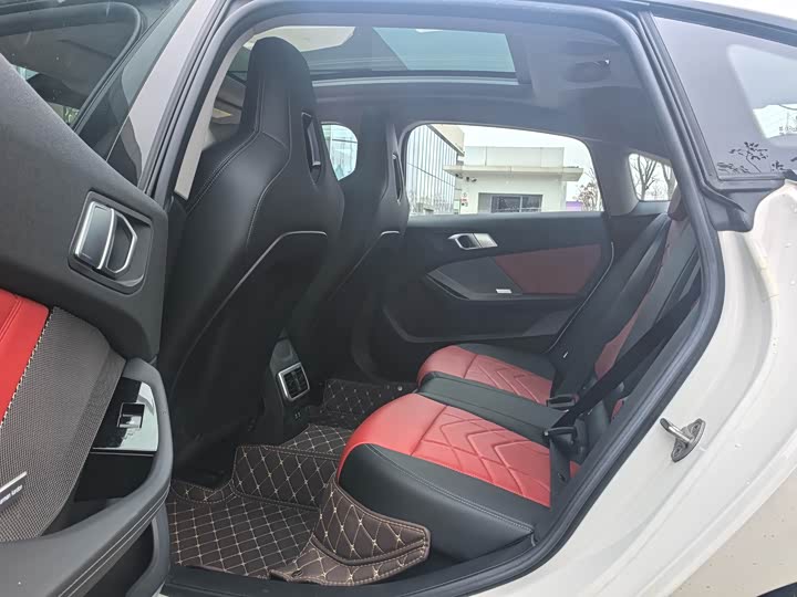 Фото 9 - BMW 2 Series