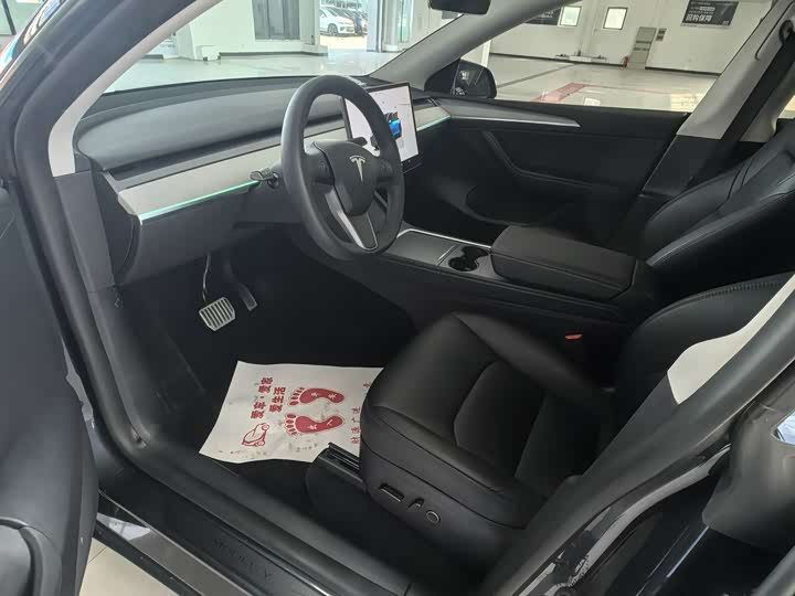 Фото 5 - Tesla Model Y