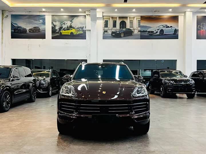 Фото 2 - Porsche Cayenne