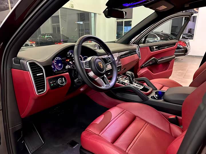 Фото 6 - Porsche Cayenne