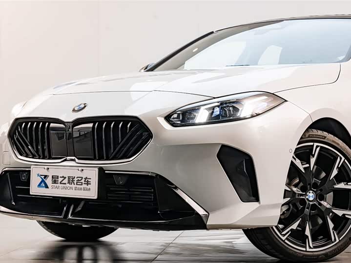 Фото 2 - BMW 2 Series