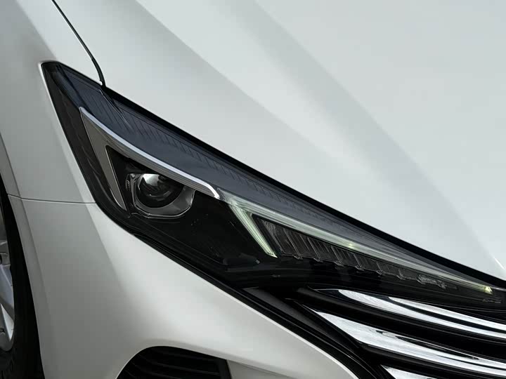 Фото 4 - Changan Eado Plus