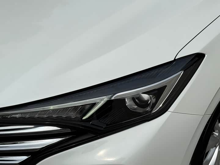 Фото 5 - Changan Eado Plus