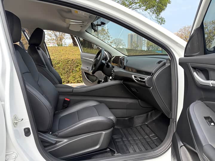 Фото 6 - Changan Eado Plus