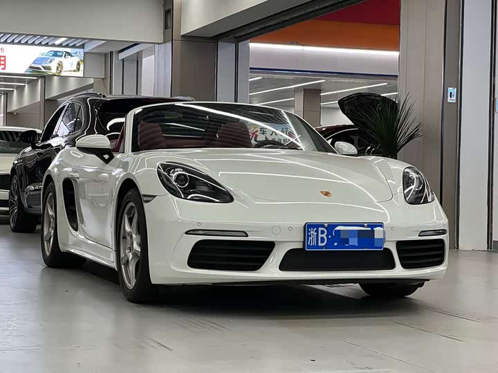 Фото 3 - Porsche 718
