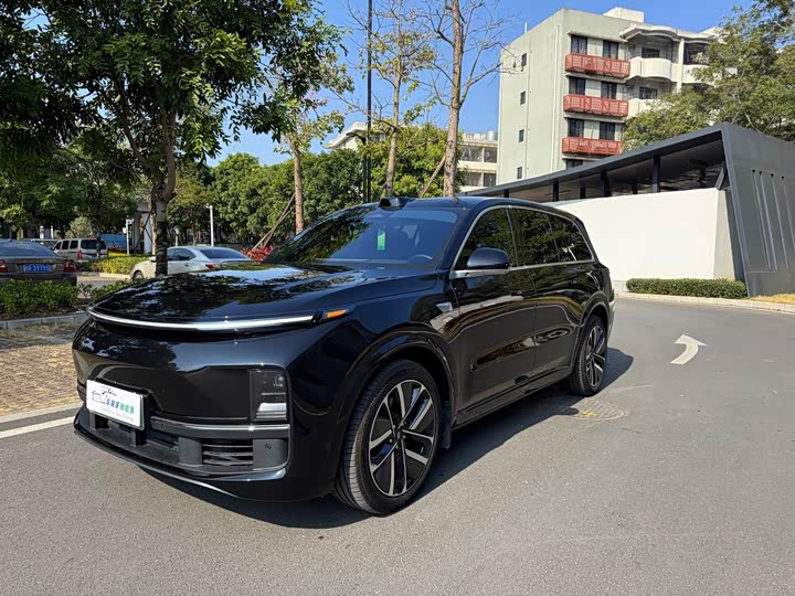 Фото 1 - LiXiang L9