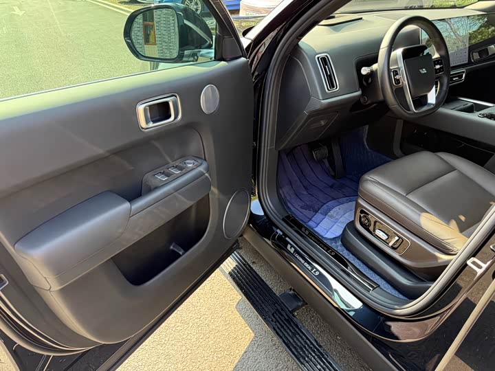 Фото 6 - LiXiang L9