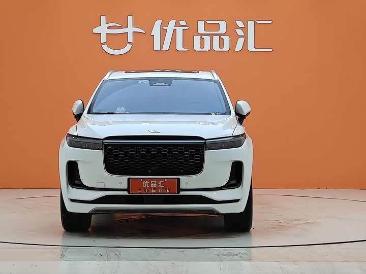 Фото 8 - LiXiang One