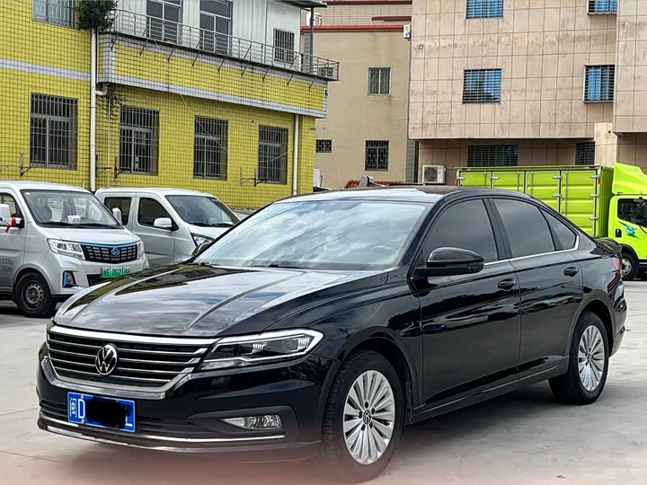 Фото 1 - Volkswagen Lavida