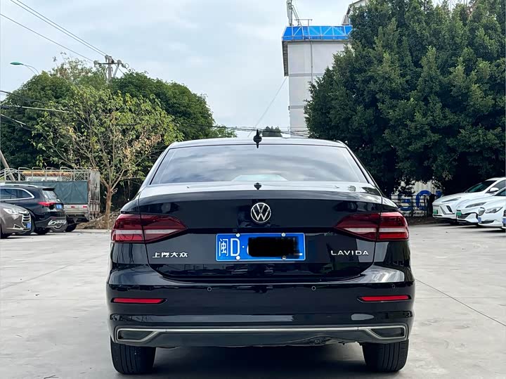 Фото 5 - Volkswagen Lavida