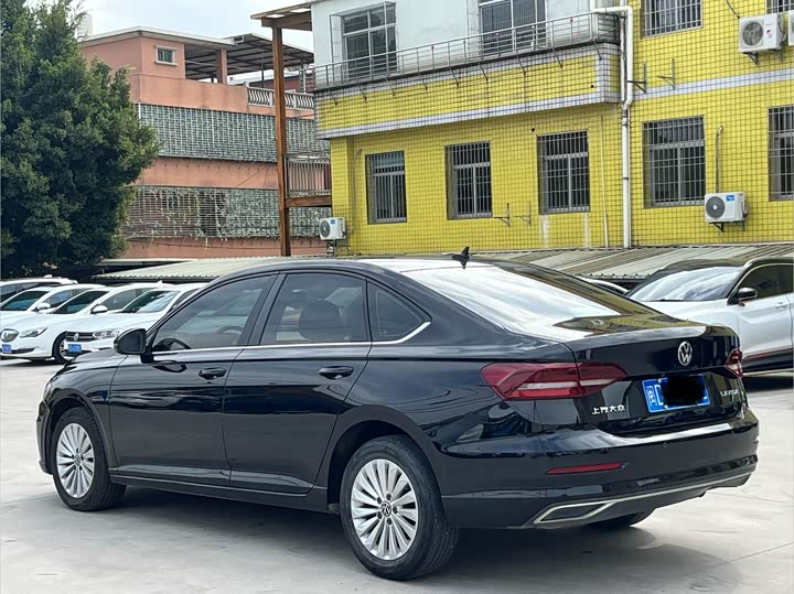 Фото 6 - Volkswagen Lavida