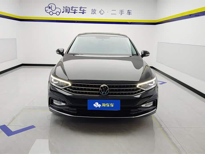 Фото 2 - Volkswagen Magotan