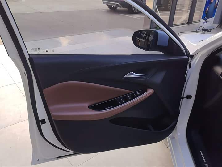 Фото 7 - Buick Verano