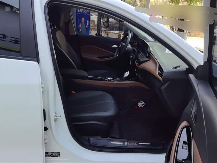 Фото 8 - Buick Verano