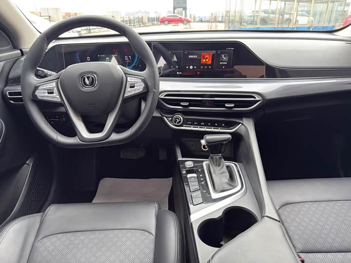 Фото 7 - Changan Eado Plus